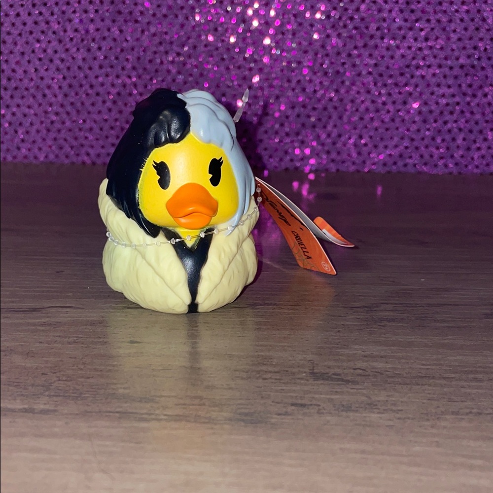 Disney Villains Cruella Costume Rubber Duck Collectible